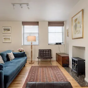 causewayside-apartment-the-edinburgh-address.edinburghhotelsuk.org/